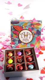 Load image into Gallery viewer, Valentine&#39;s Day Chocolate Gift Set
