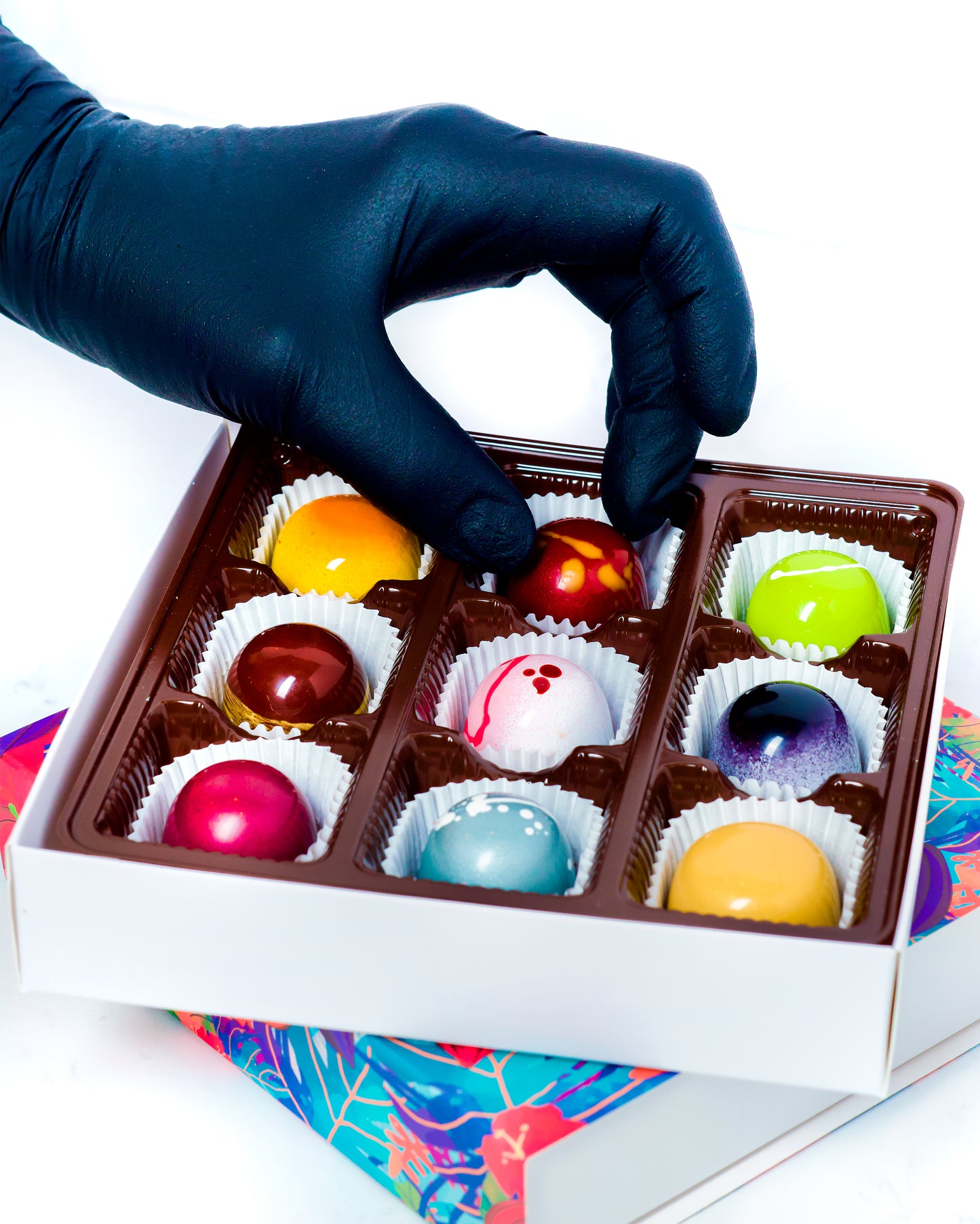 Box of 9 Bonbons